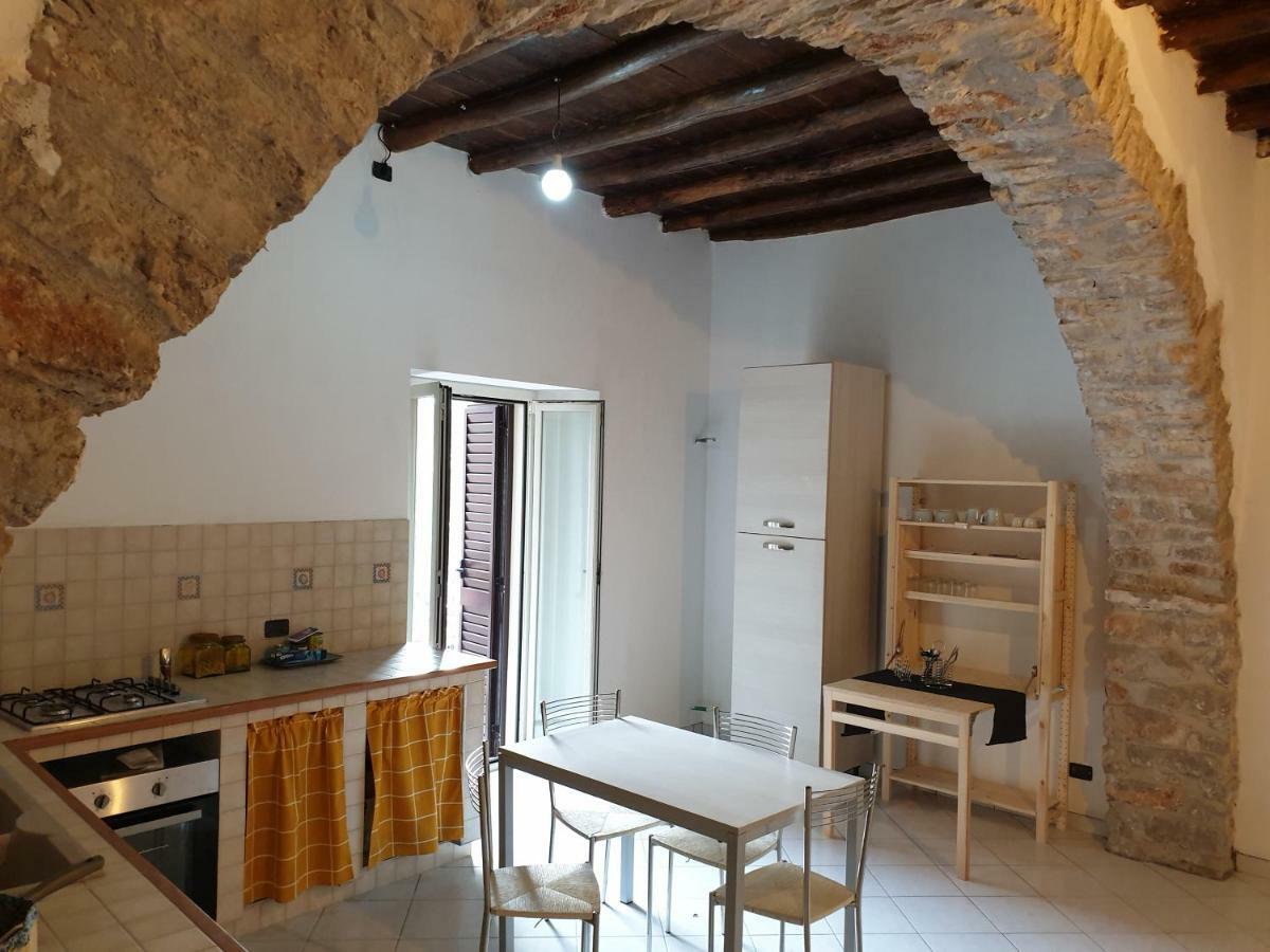 إيتري B&B "Il Vicoletto" المظهر الخارجي الصورة